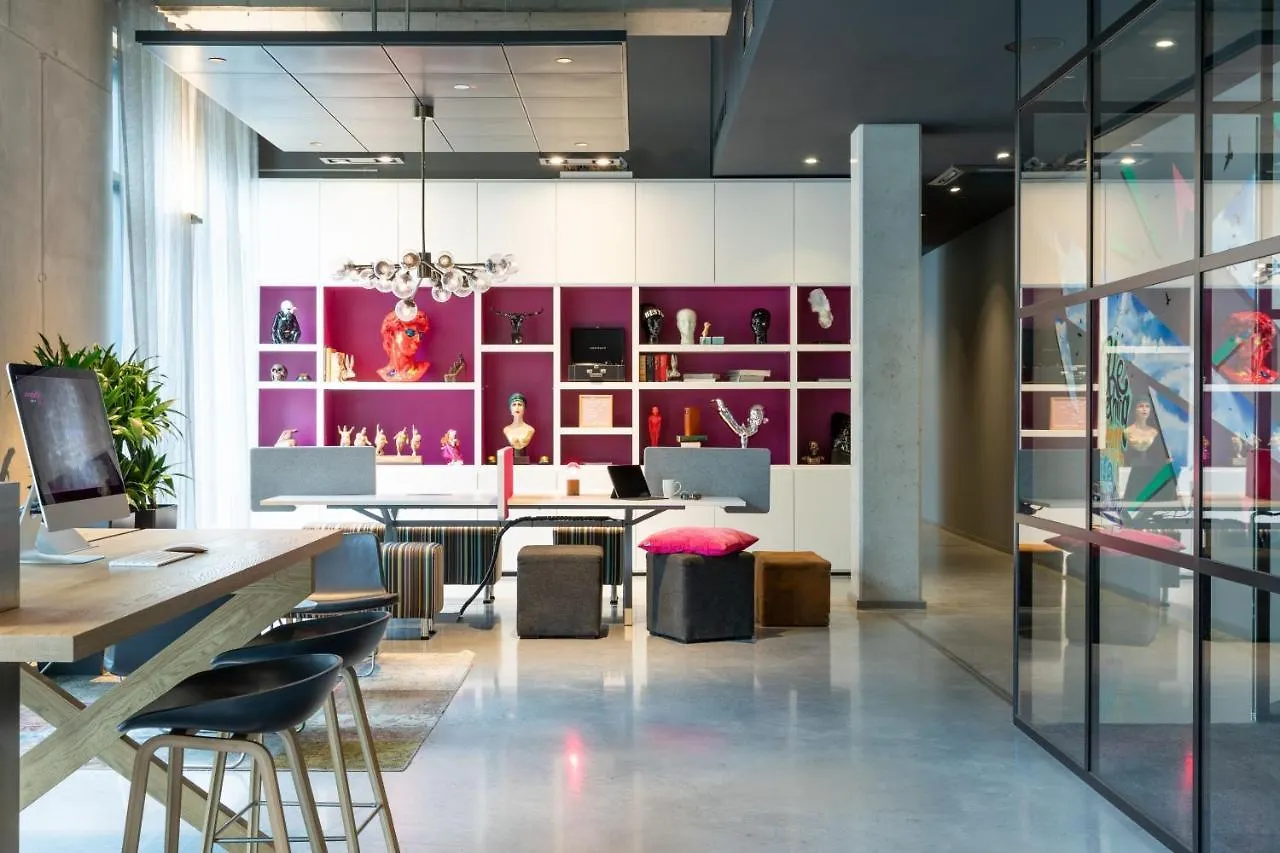 ****  Hotel Moxy Frankfurt Airport Francoforte sul Meno Germania