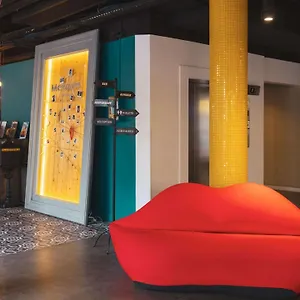 Mercure Centre Gare Montparnasse 4*, פריז צרפת