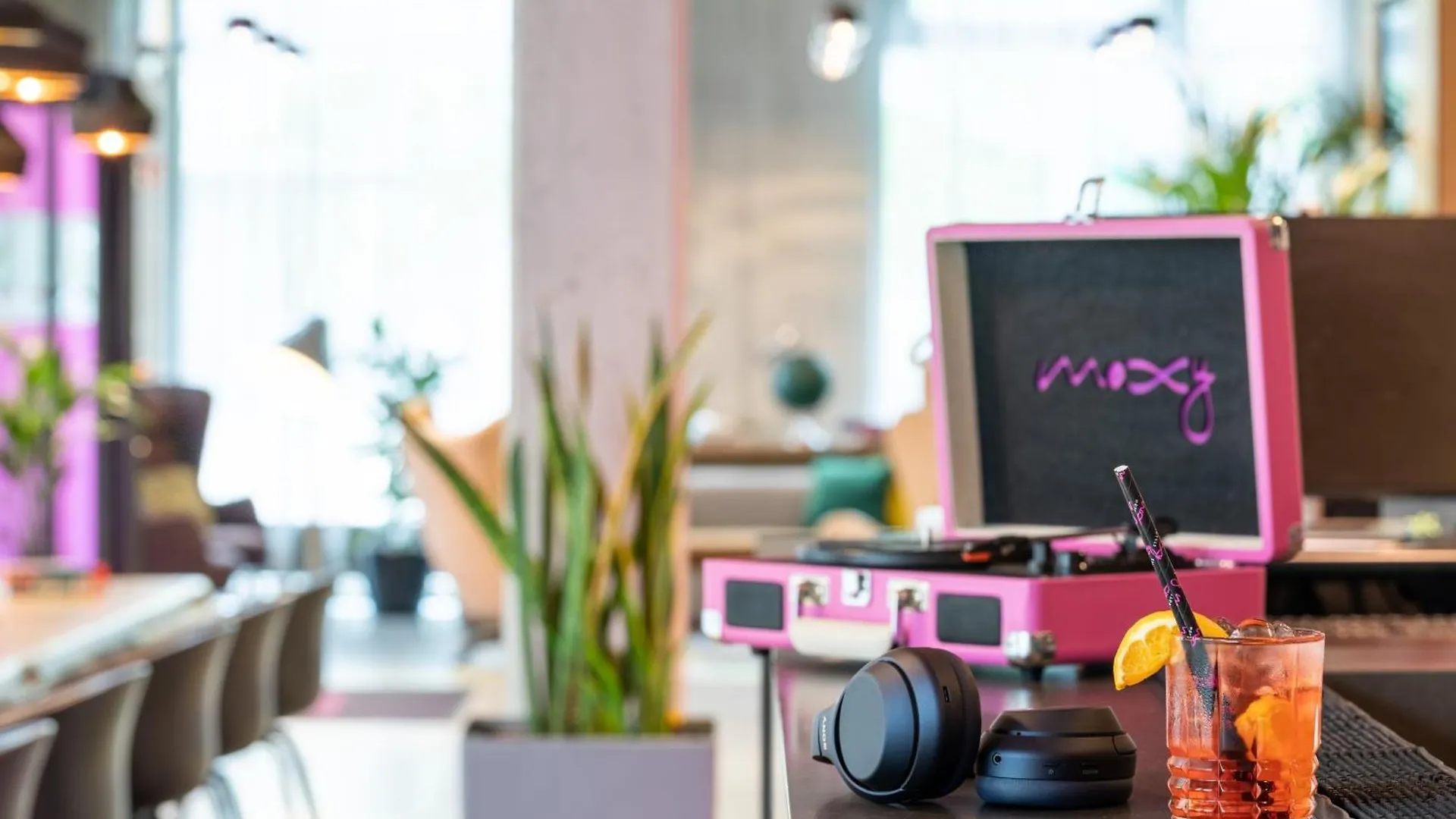 Hotel Moxy Frankfurt Airport Frankfurt am Main